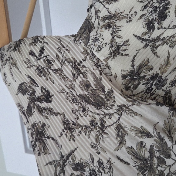 NWT EXPRESS Floral Crop Top and Wide Leg Pant Set, Size L - Picture 9 of 16